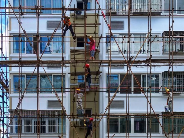 工地上,这样“搬砖”才安全! 工地上,这样“搬砖”才安全!